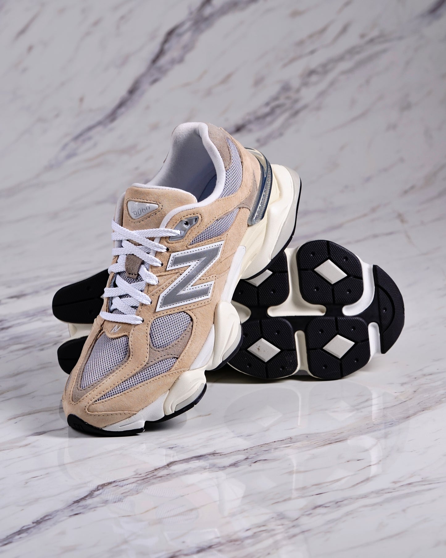 NEW BALANCE U9060LBD