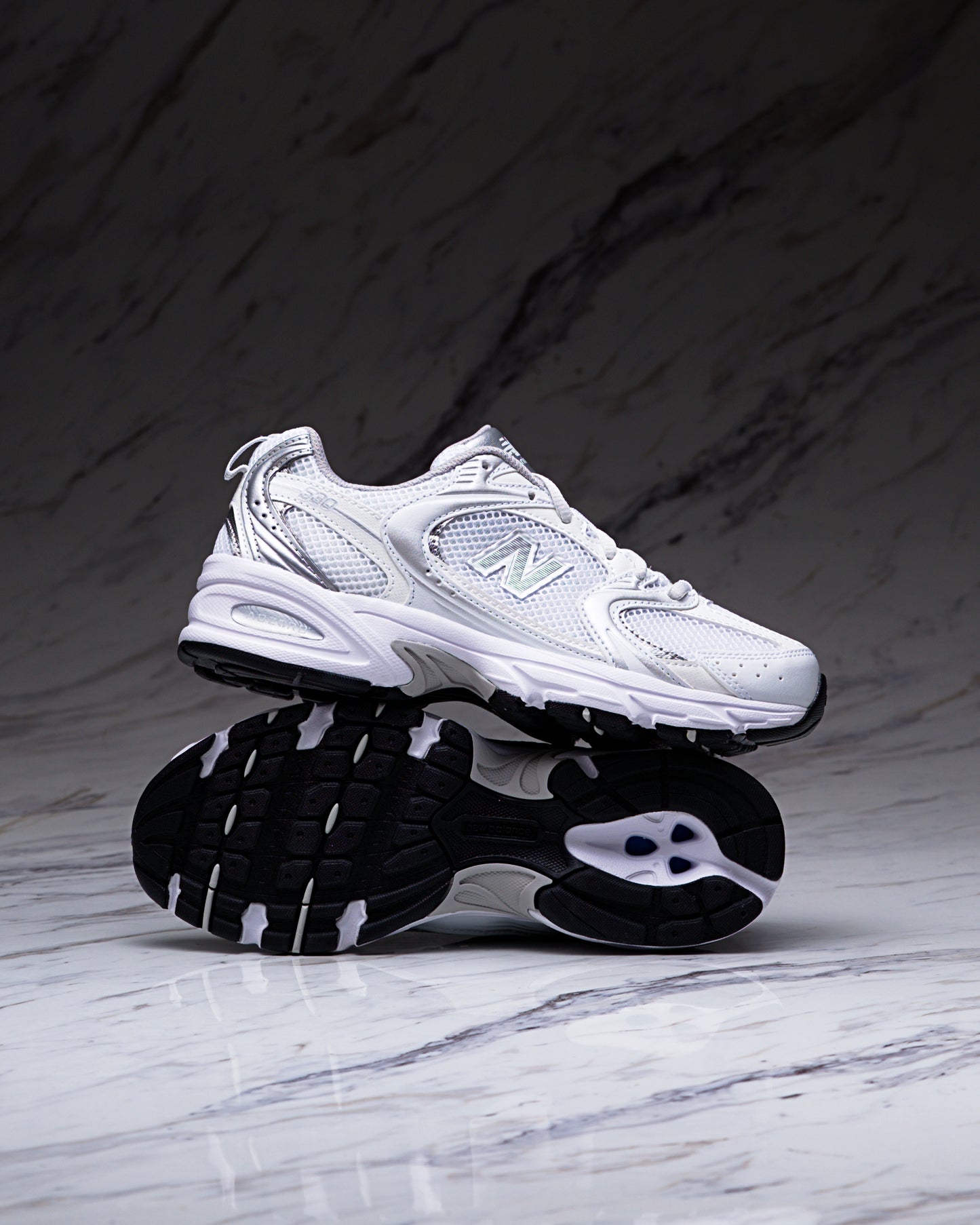 NEW BALANCE MR530EMA