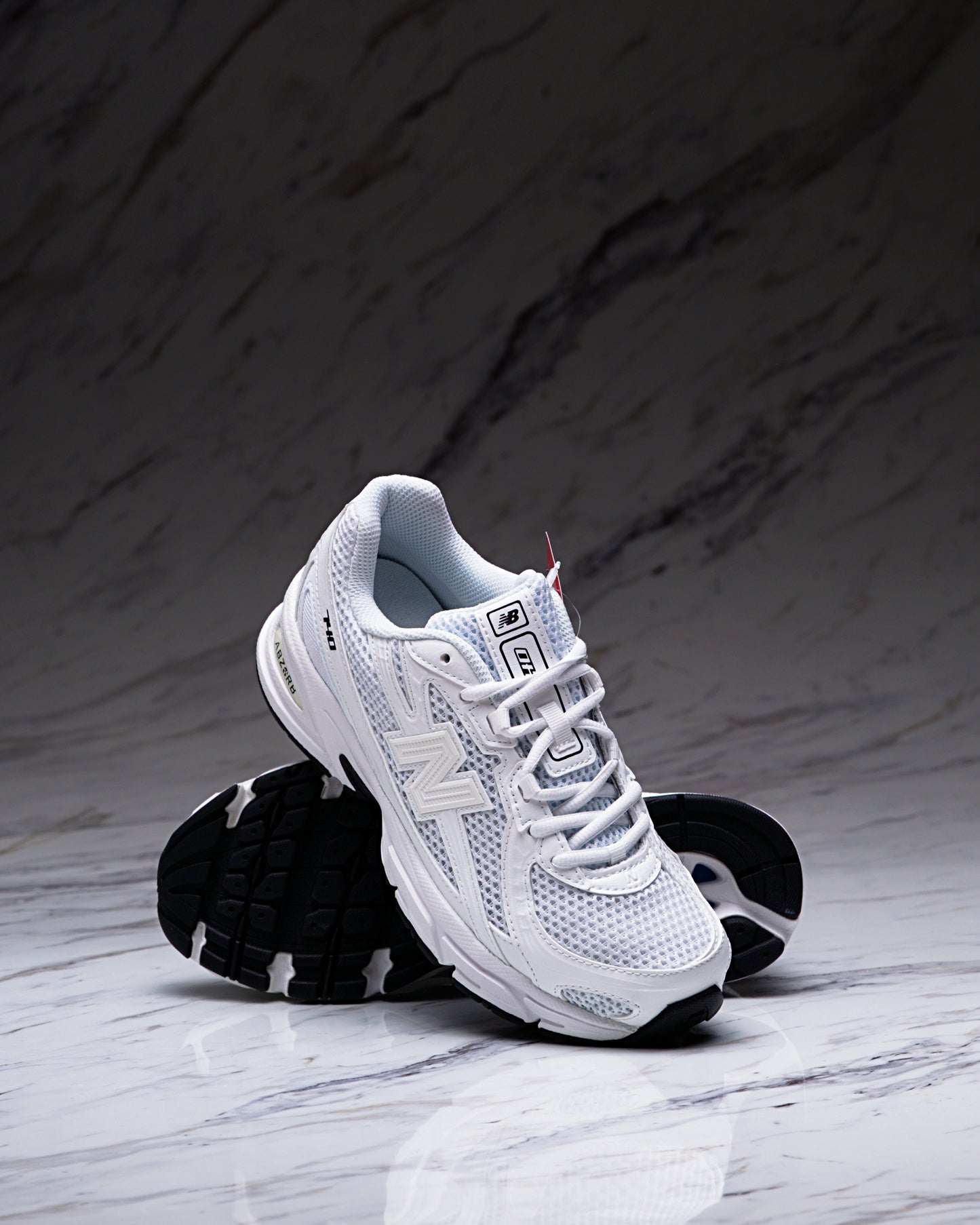 NEW BALANCE U740WW2
