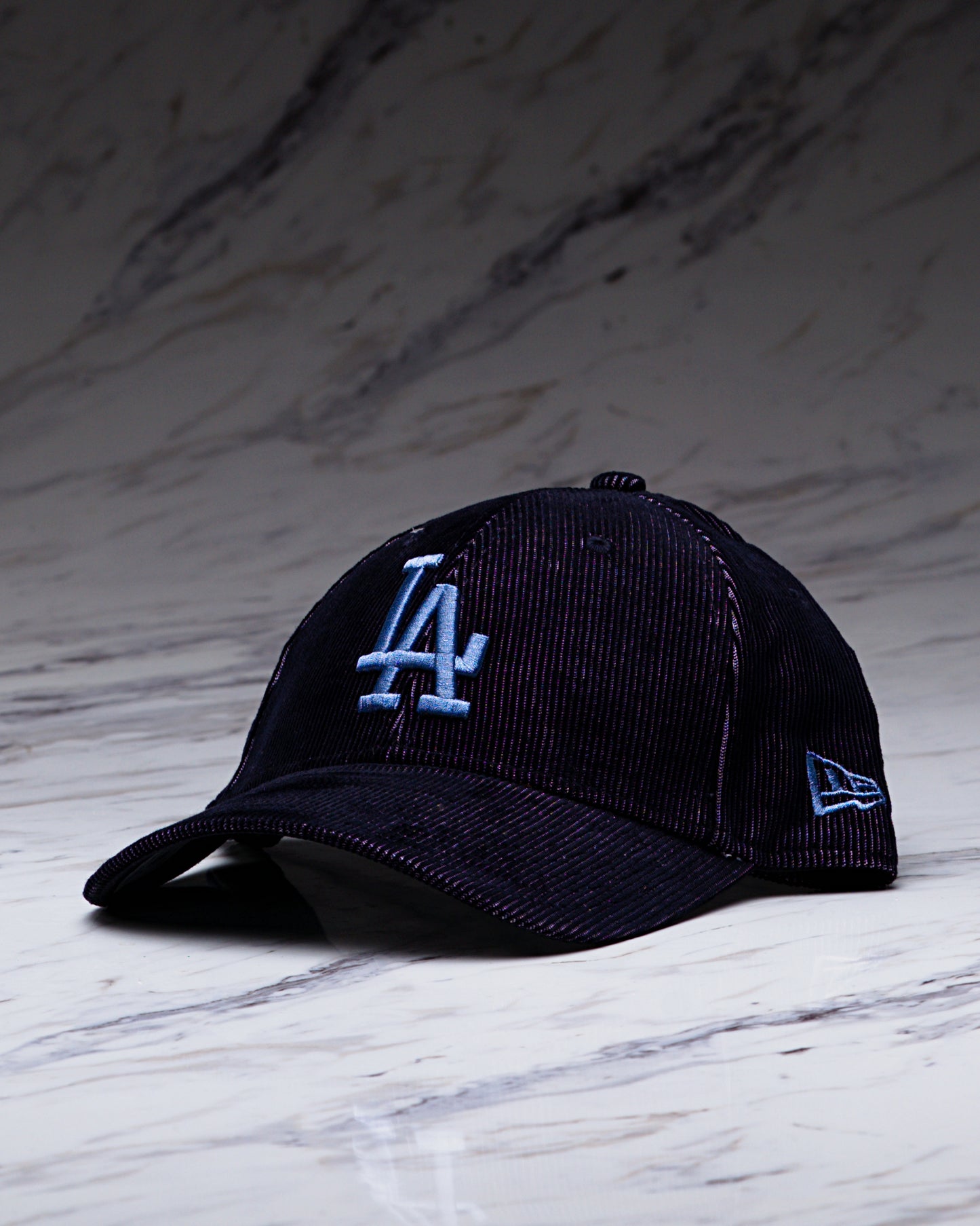 GORRA NEW ERA TWO TONE CORD 9FORTY LOSDOD NVYPAB/OSFM