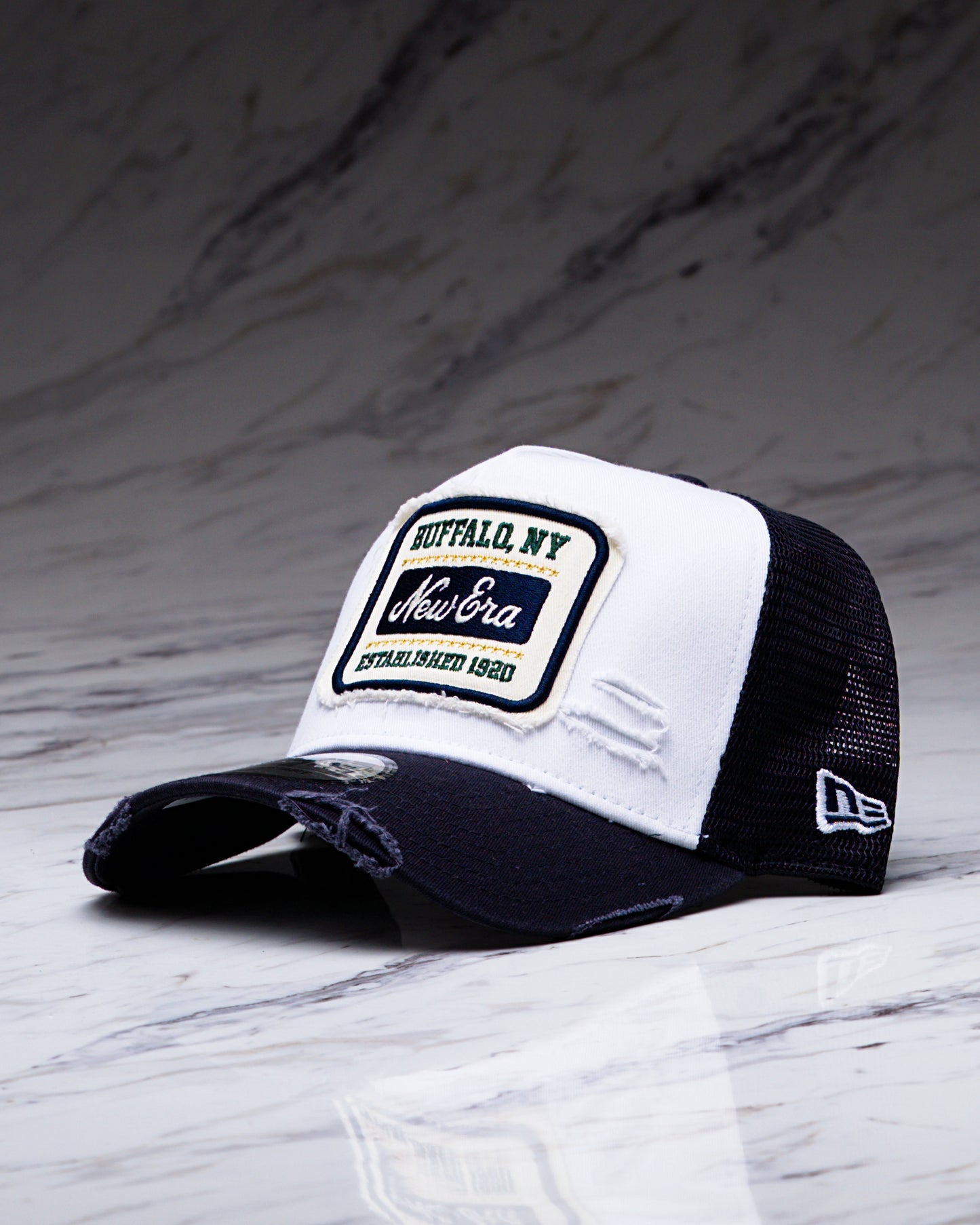 GORRA NEW ERA /NE PATCH DISTRESS TRUCKER NEWERA WHINVY /OSFM