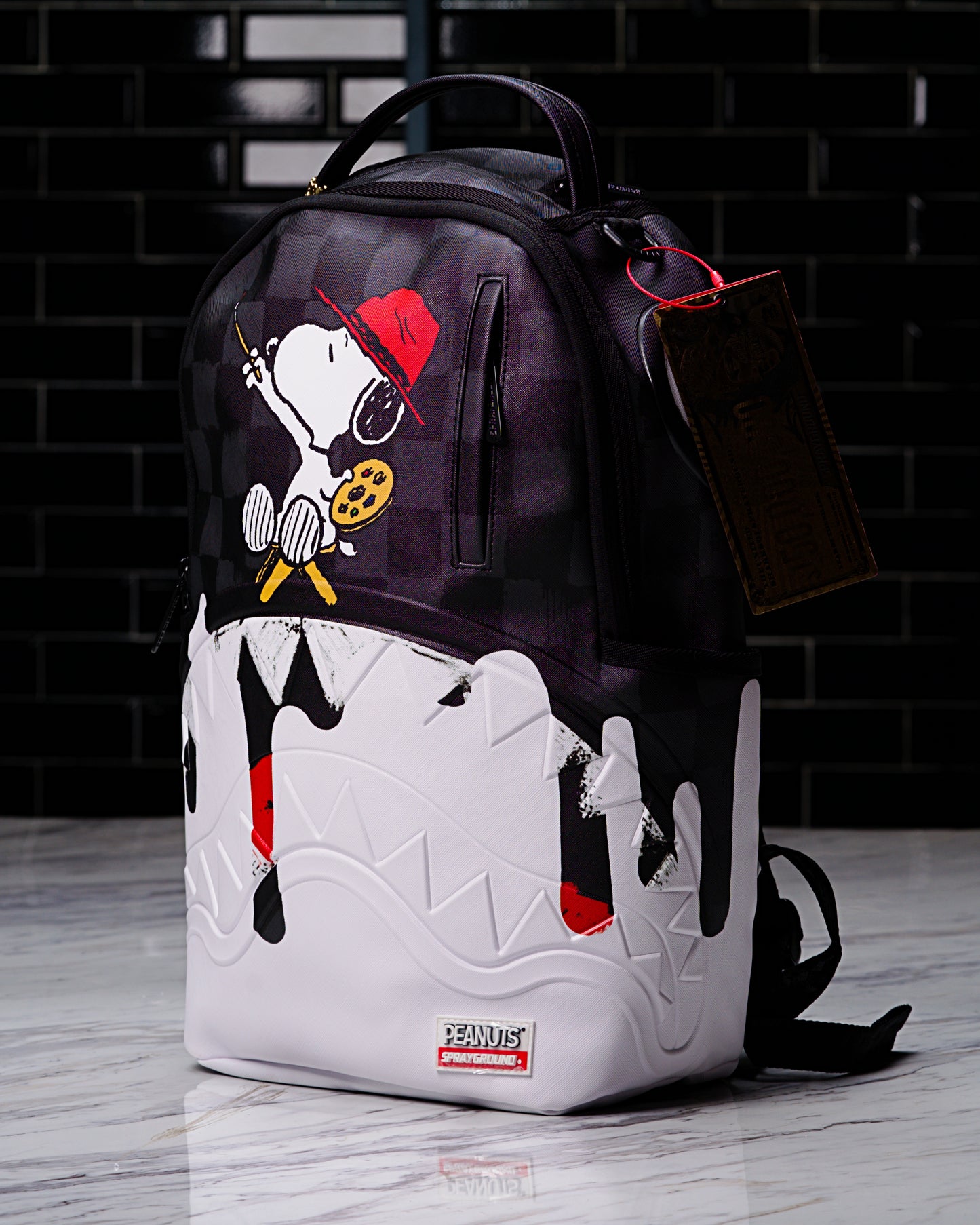 MOCHILA Snoopy Painting Shark