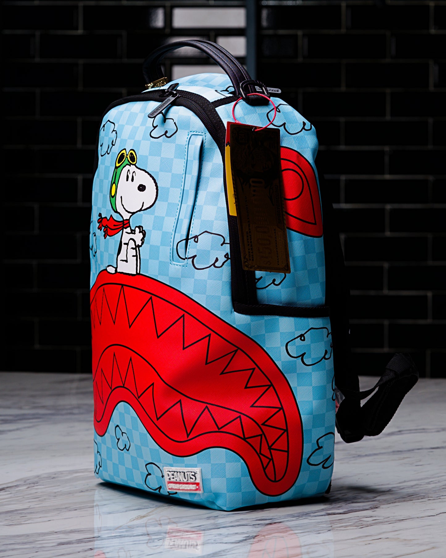 MOCHILA Sprayground Unisex Snoopy Pilot Shark DLXSV Backpack