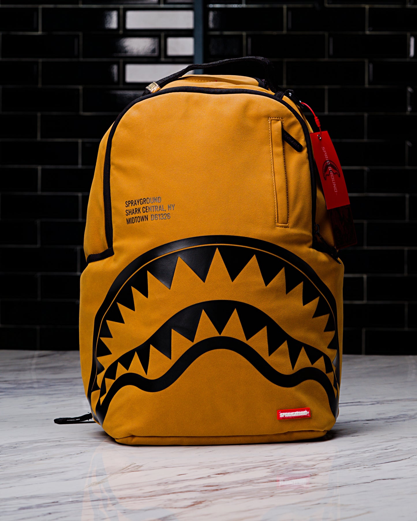 MOCHILA SHARK CENTRAL DLX-FAUX SUEDE BACKPACK