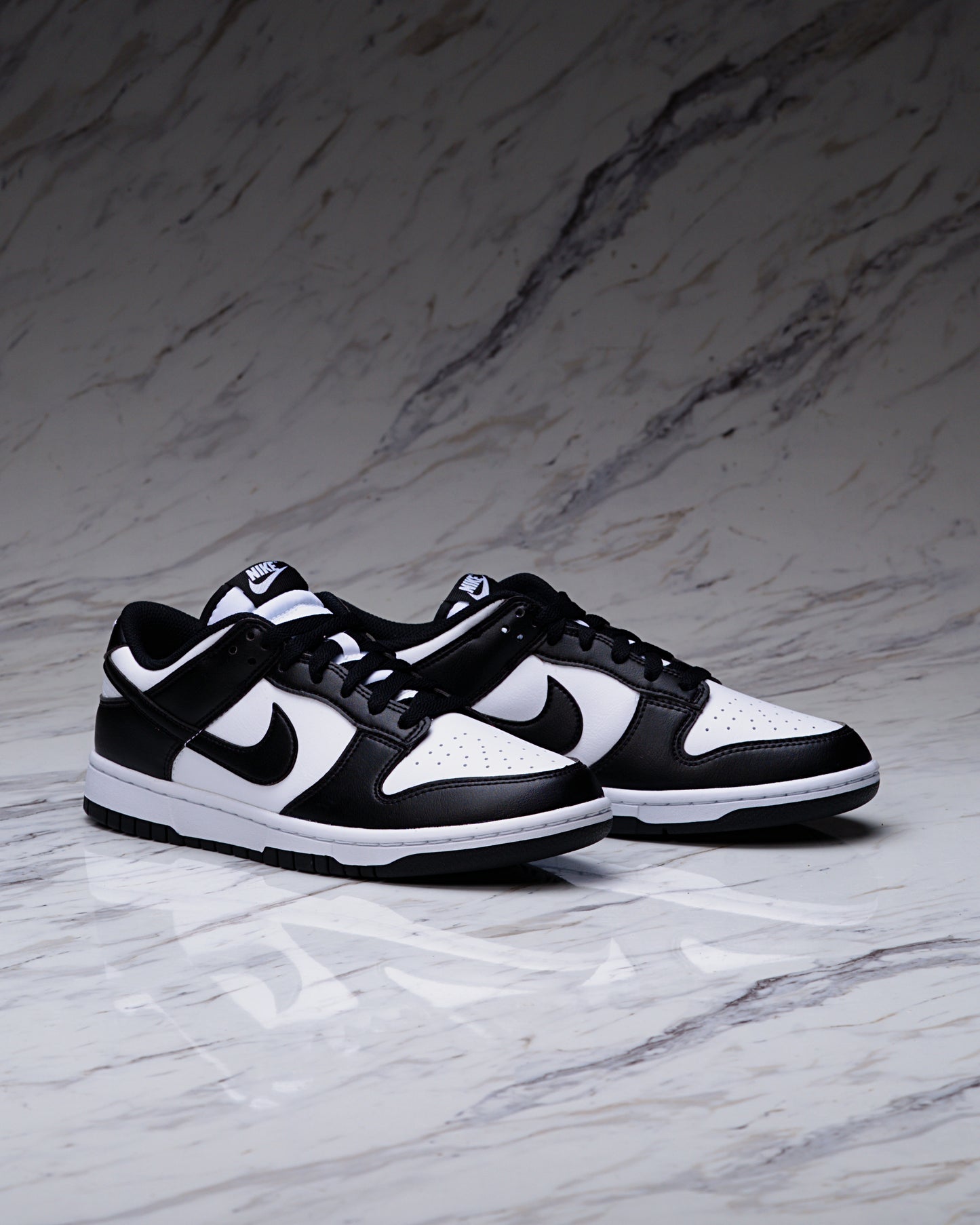 NIKE DUNK LOW RETRO BTTY