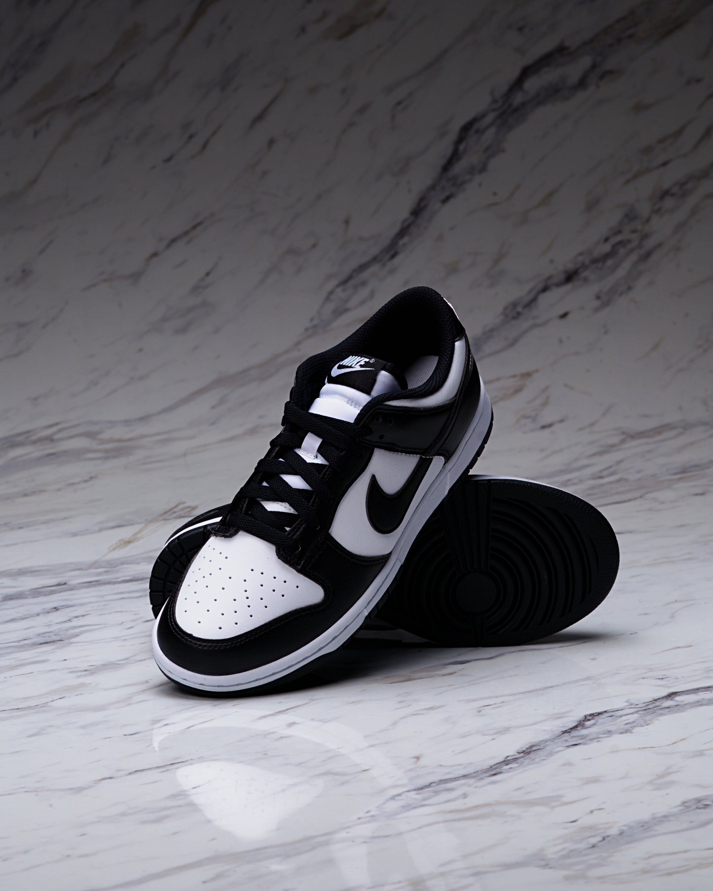 NIKE DUNK LOW RETRO BTTY