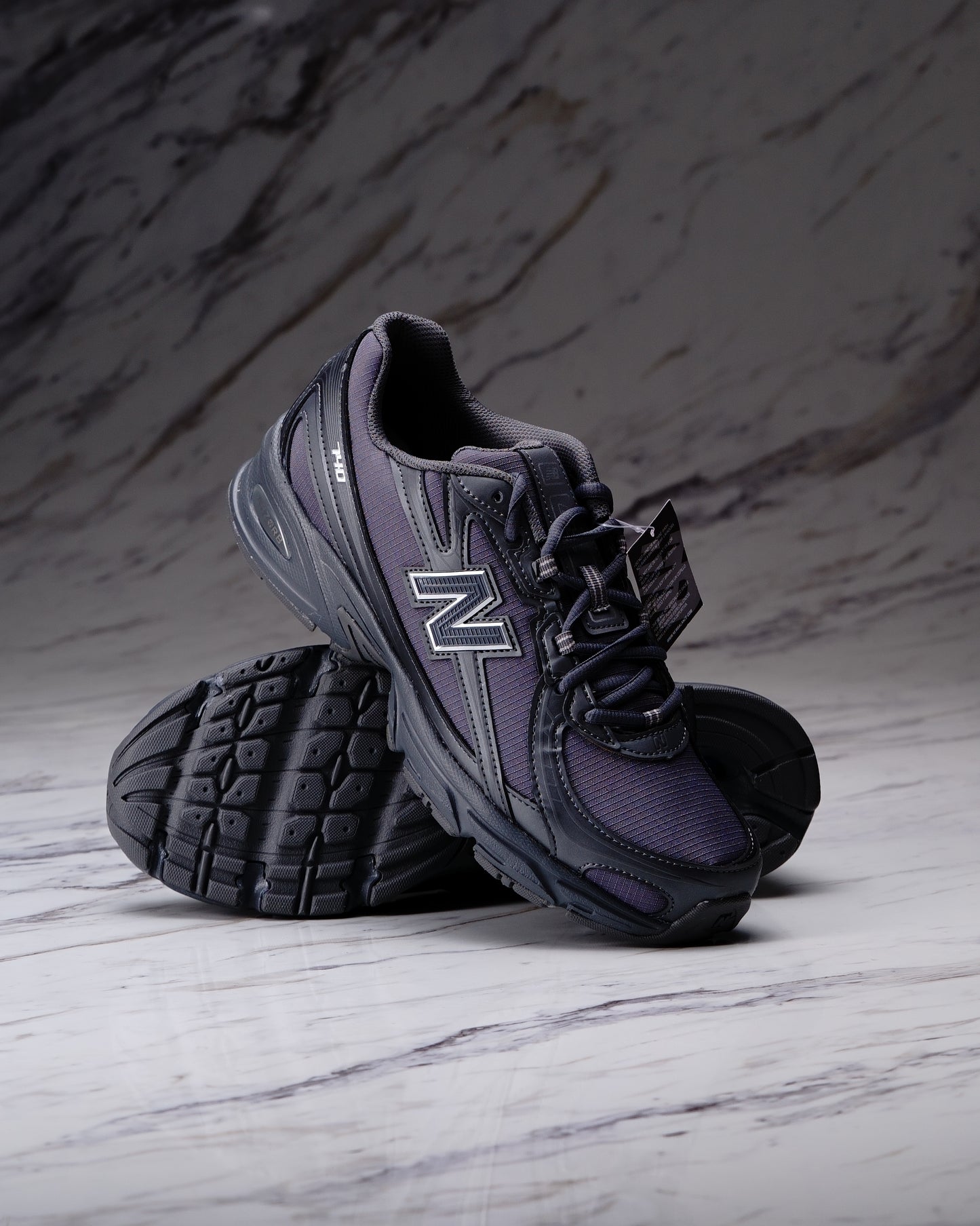 NEW BALANCE U740SS2