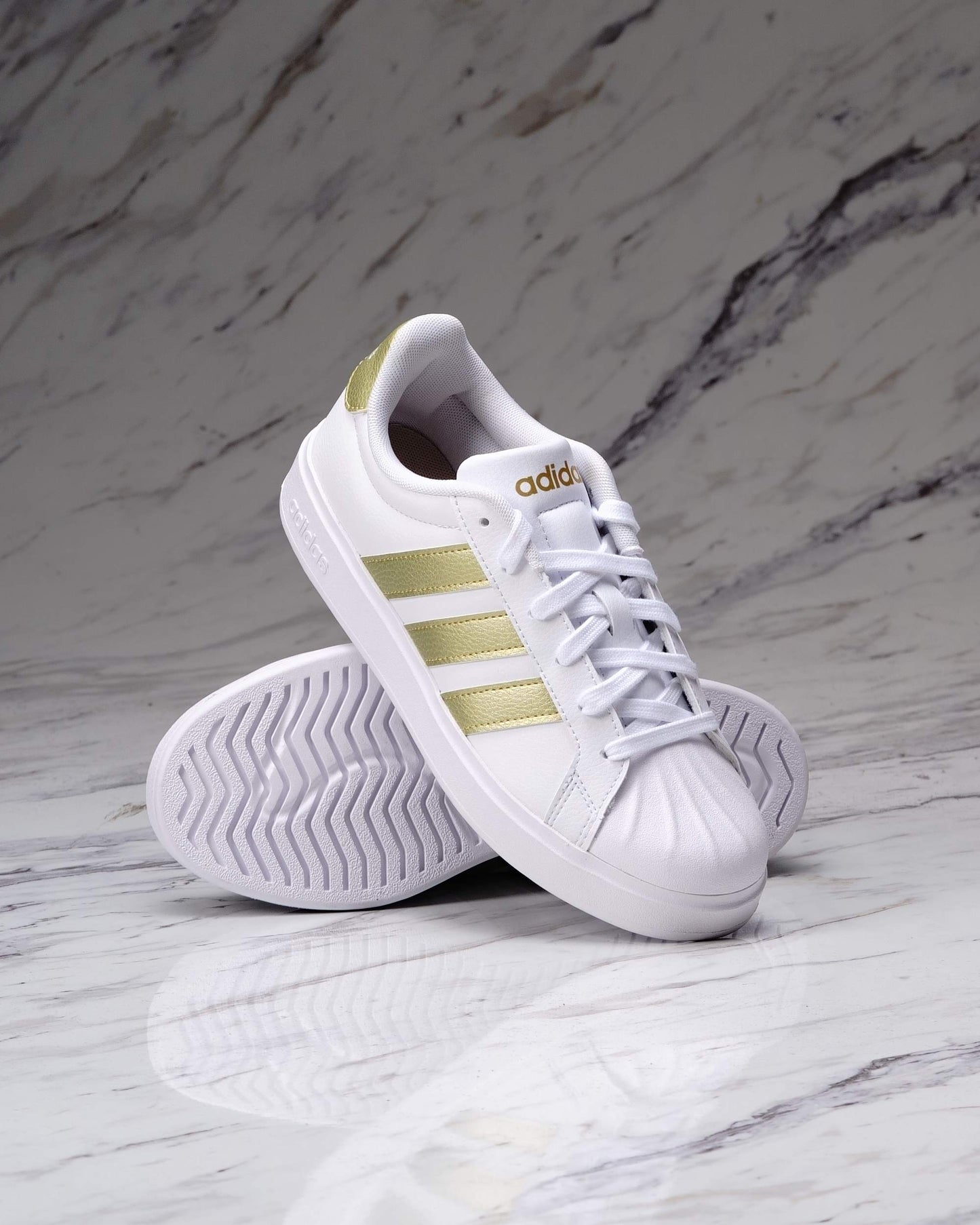 ADIDAS FTW STREETTALK FEMALE