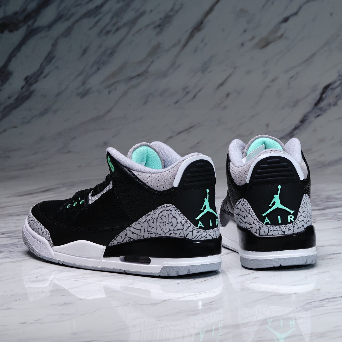 AIR JORDAN 3 RETRO