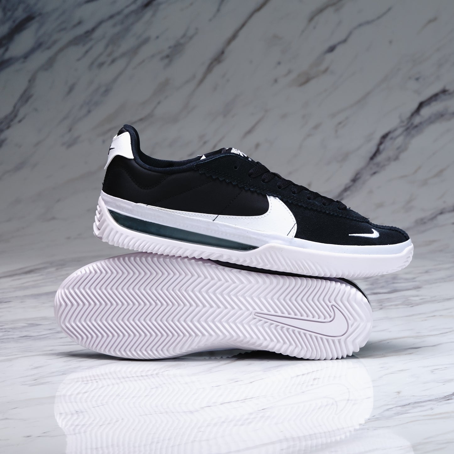NIKE BRSB