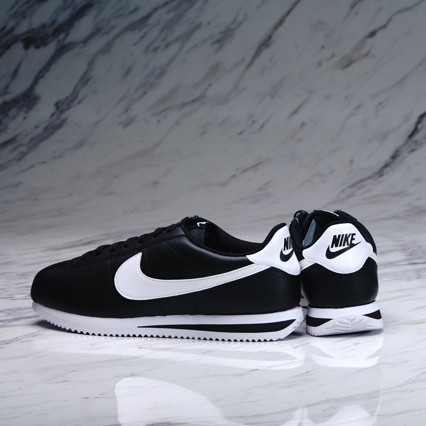 NIKE CORTEZ BLACK-WHITE