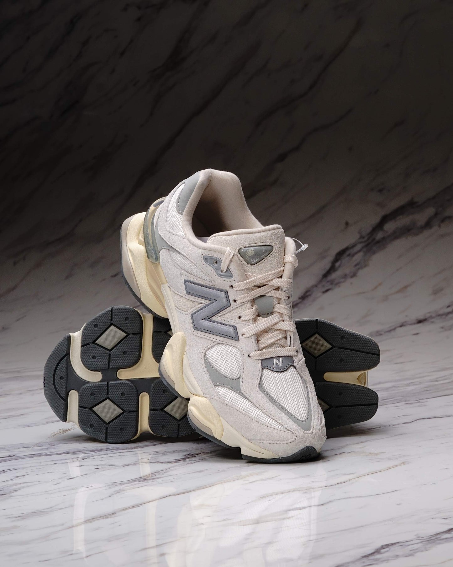 NEW BALANCE U9060ECA UNISEX