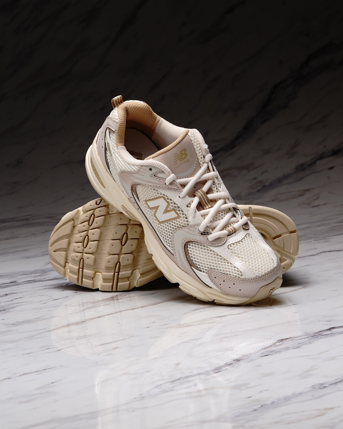 NEW BALANCE MR530AA