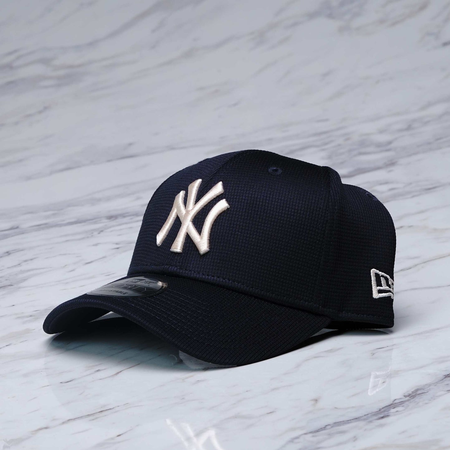 GORRA NEW ERA PIVOT KNIT 9FORTY NEYYAN NVY