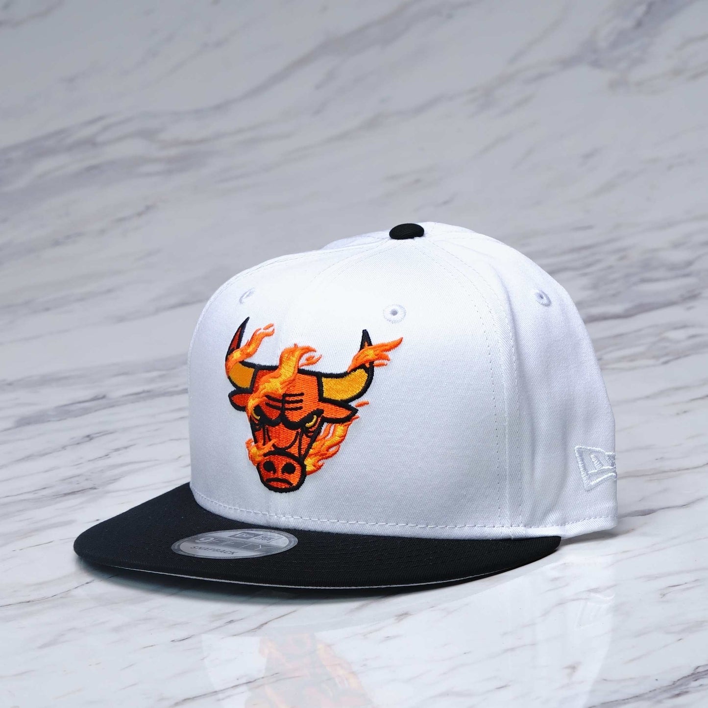 GORRA NEW ERA 950 CHIBUL OPTIC WHITE HOT STREAK