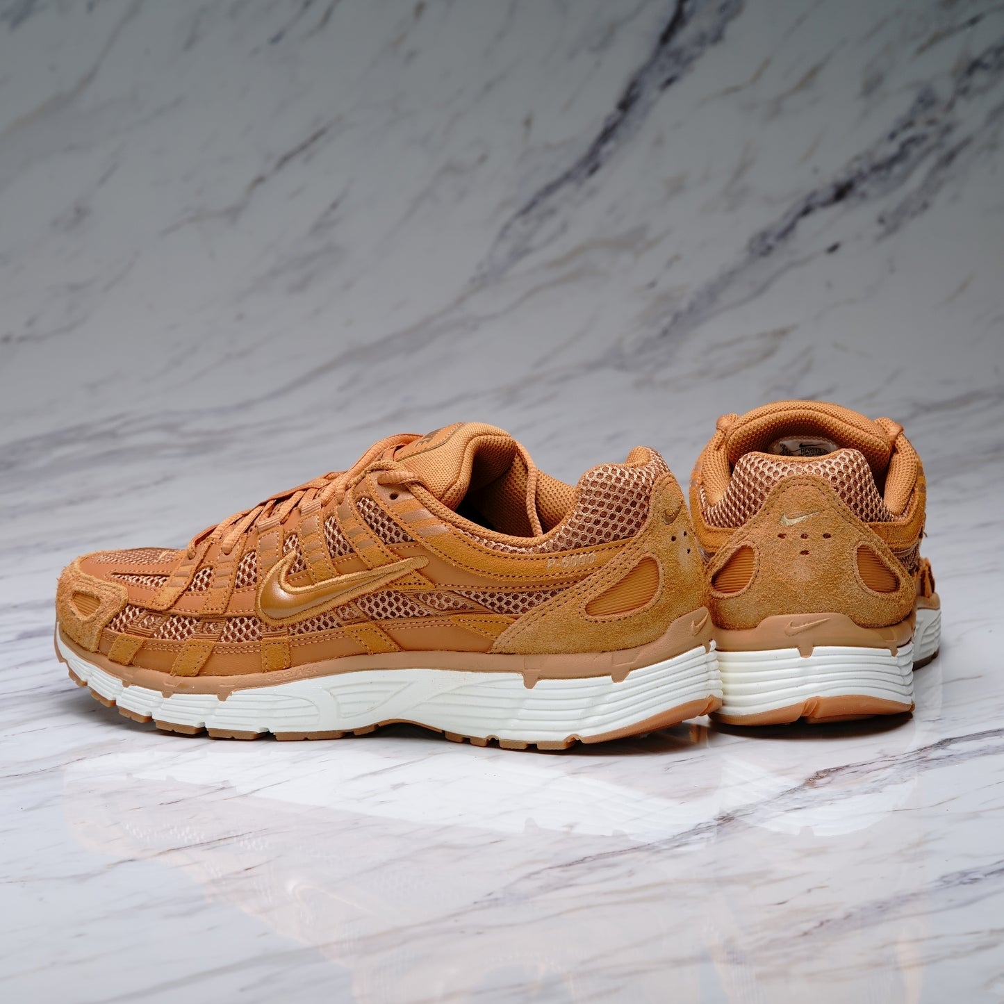 NIKE P-6000 PRM
