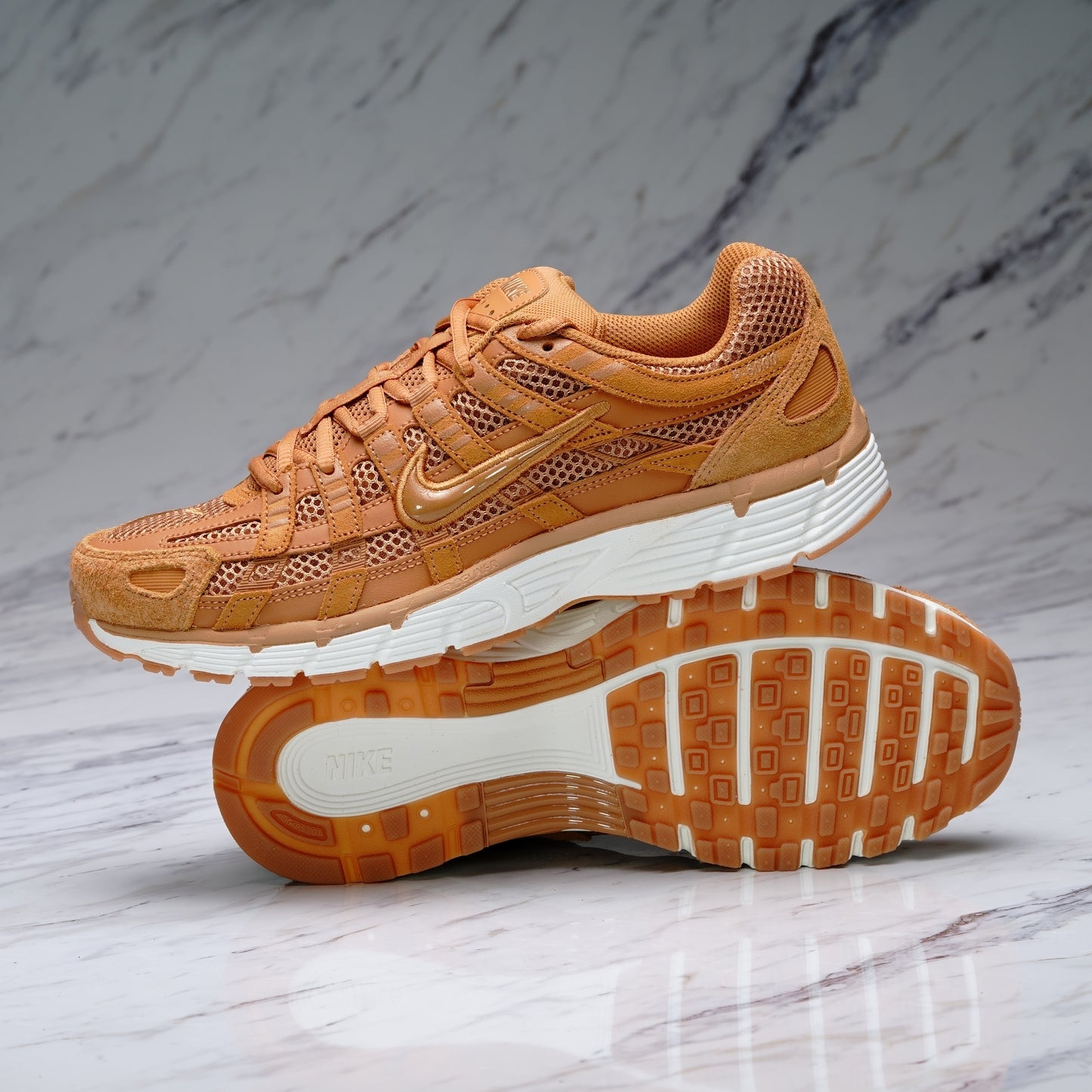 NIKE P-6000 PRM