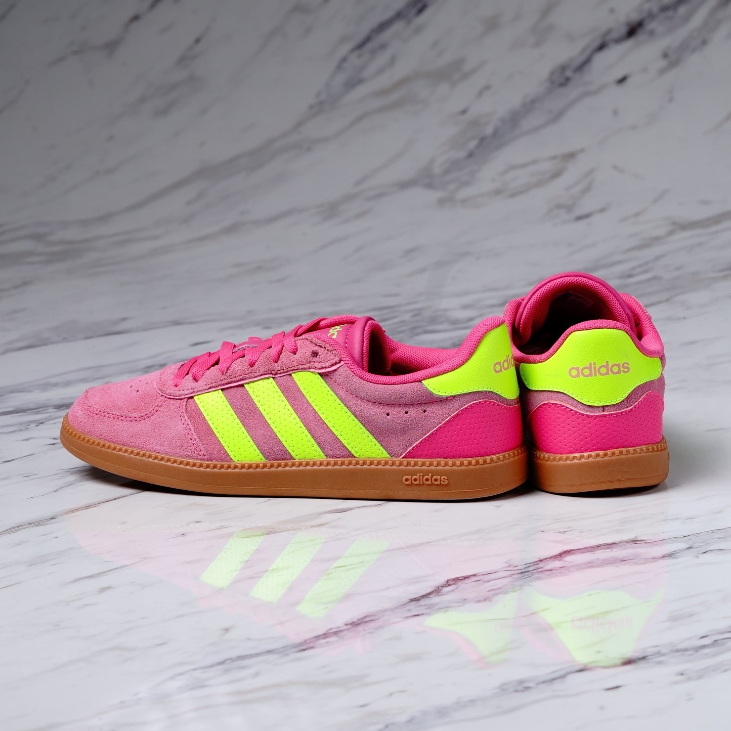 ADIDAS BREAKNET SLEEK