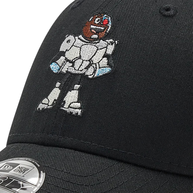 GORRA NEW ERA - TITAN CHARACTER 9FORTY CYBORG