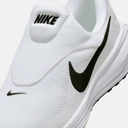 NIKE REVOLUTION 8 EASYON