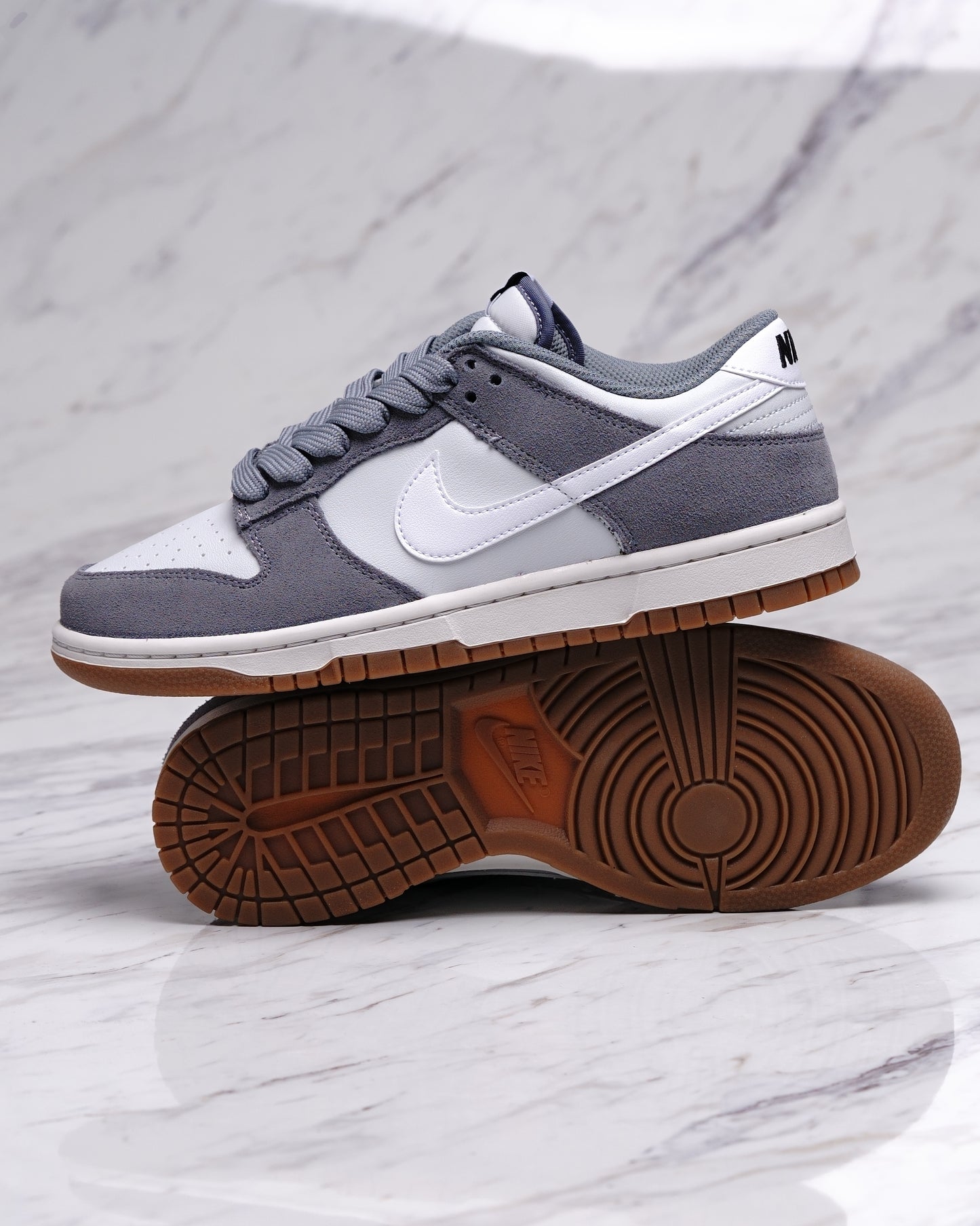 NIKE DUNK LOW RETRO SE