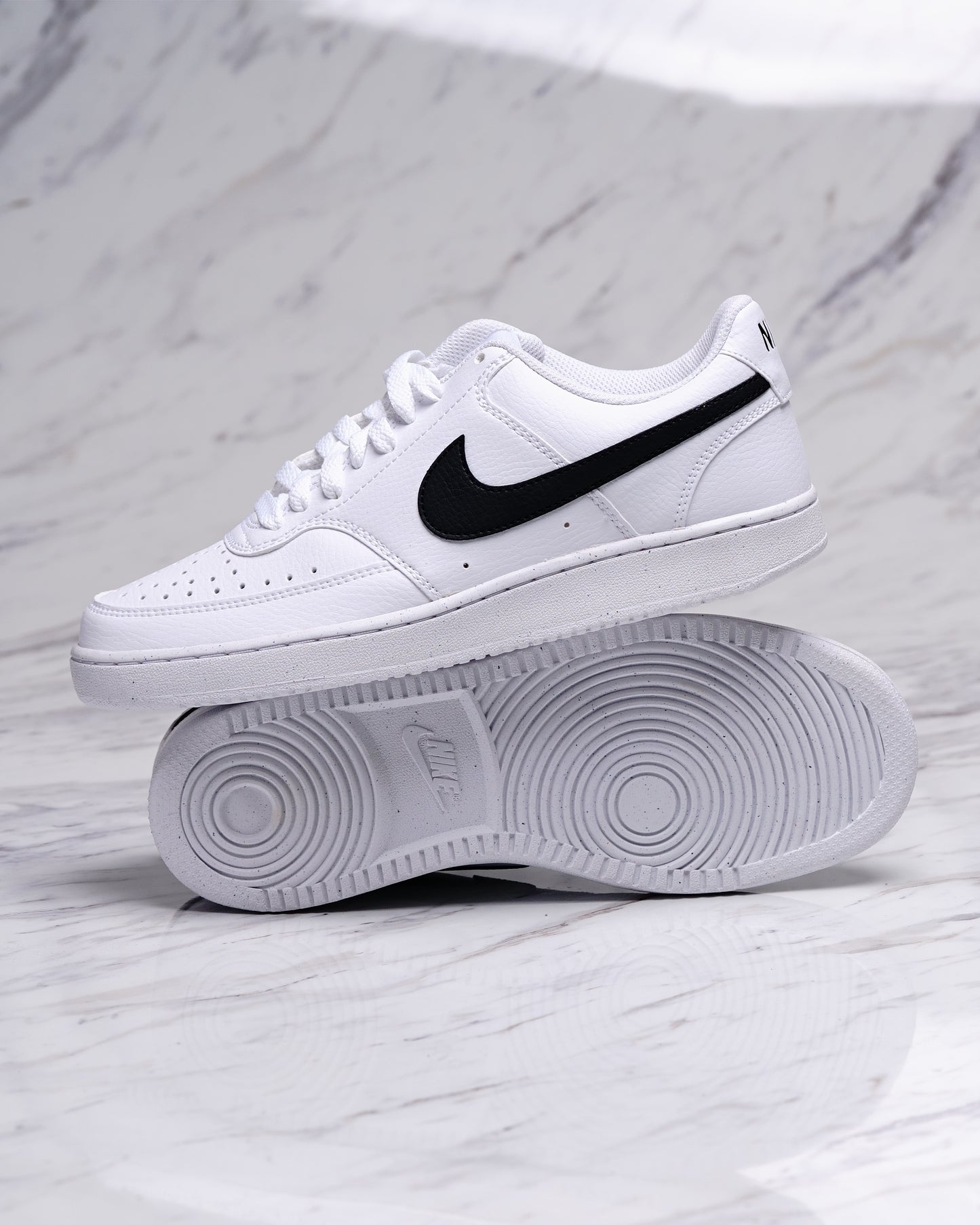 NIKE COURT VISION LOW