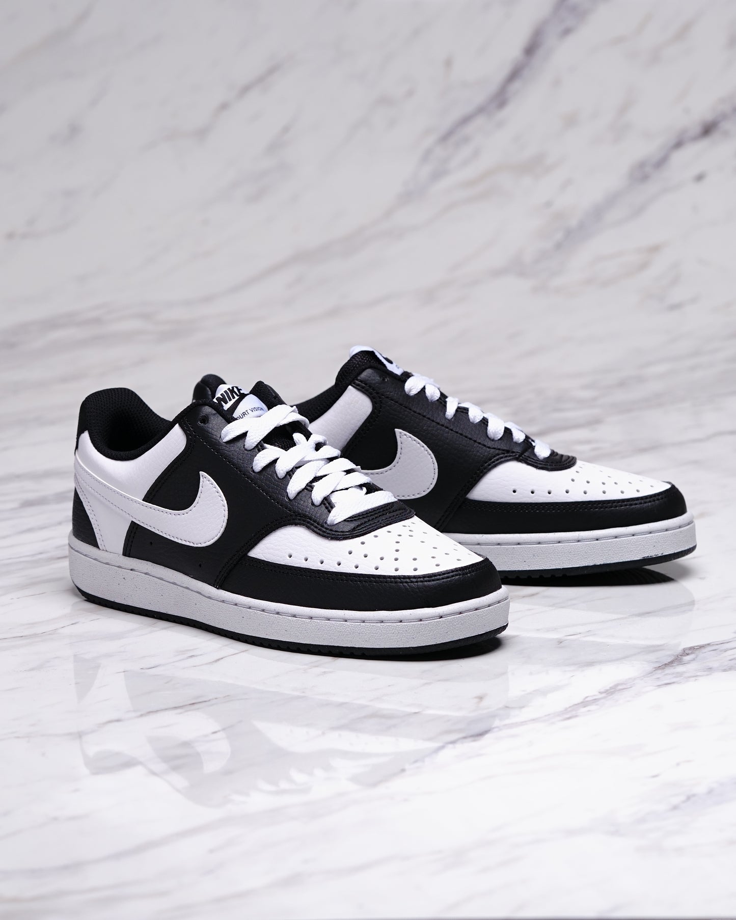 NIKE COURT VISION LOW