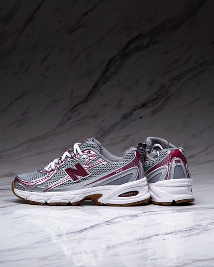 NEW BALANCE U740MS2