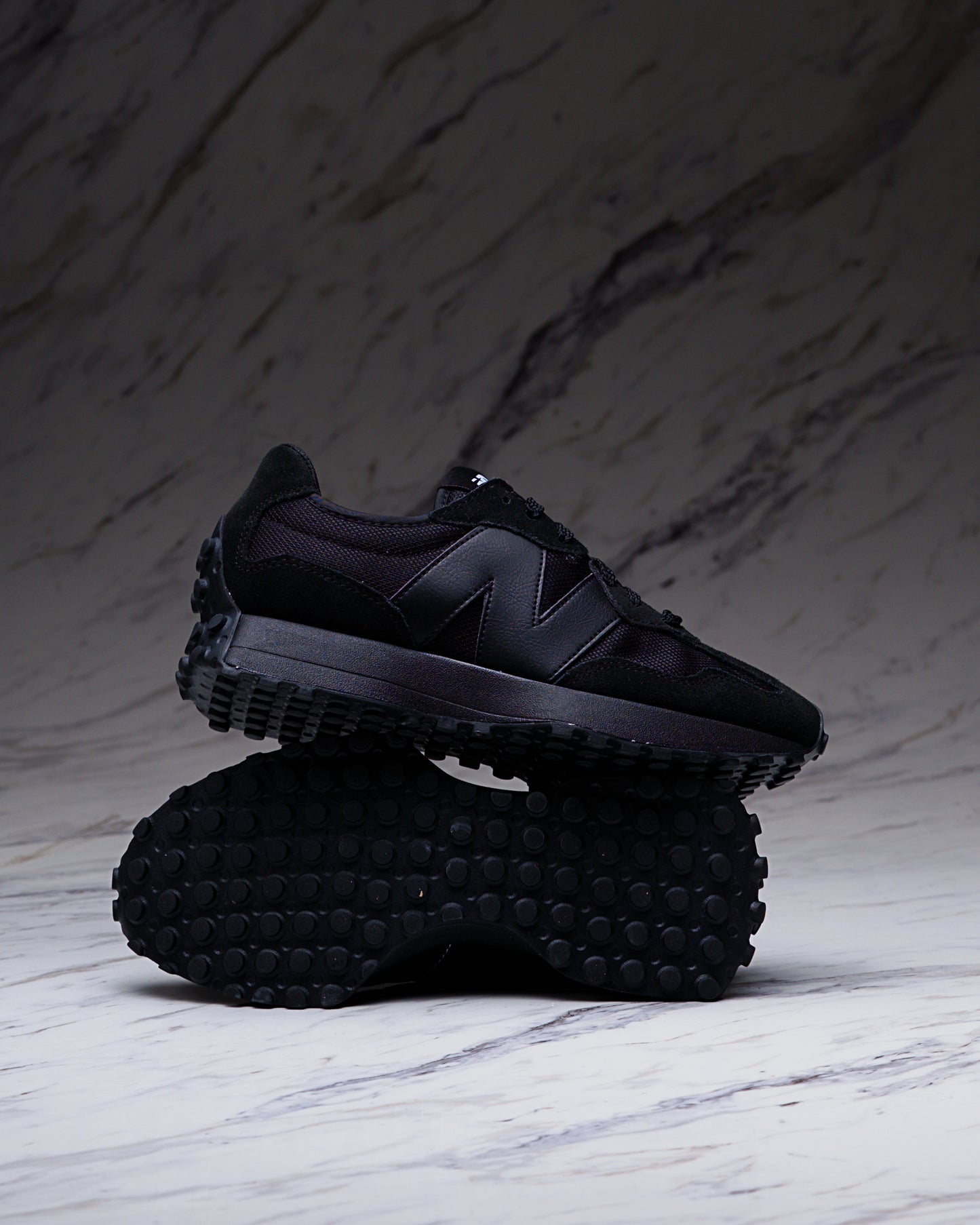 NEW BALANCE MS327CTB