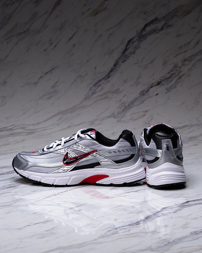 NIKE INITIATOR