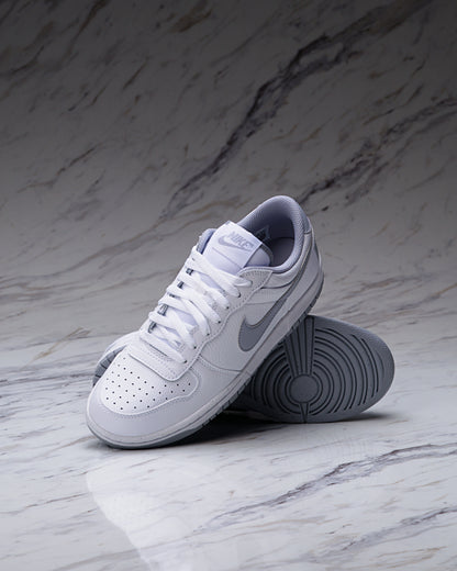 BIG NIKE LOW / GREY