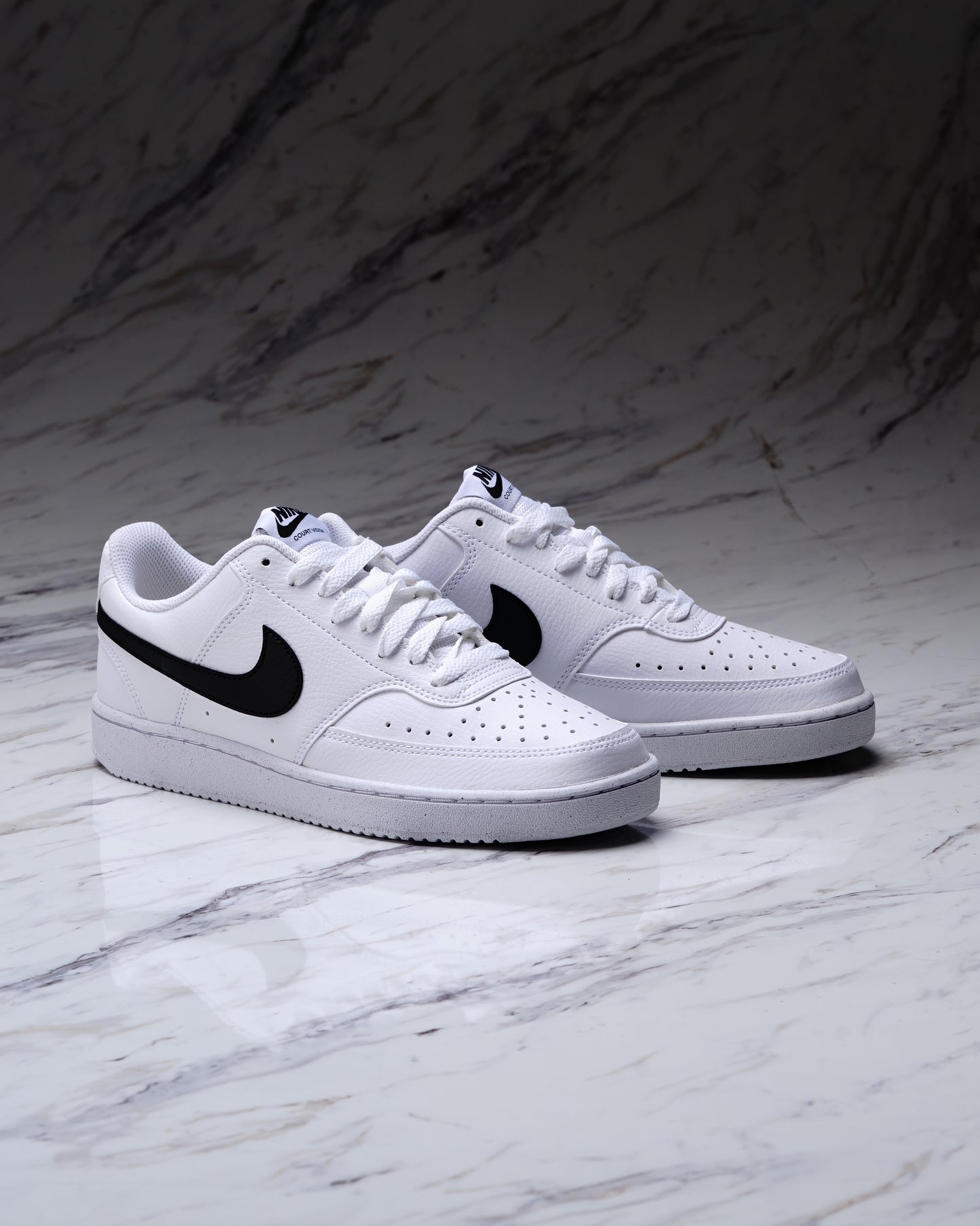 NIKE COURT VISION LOW