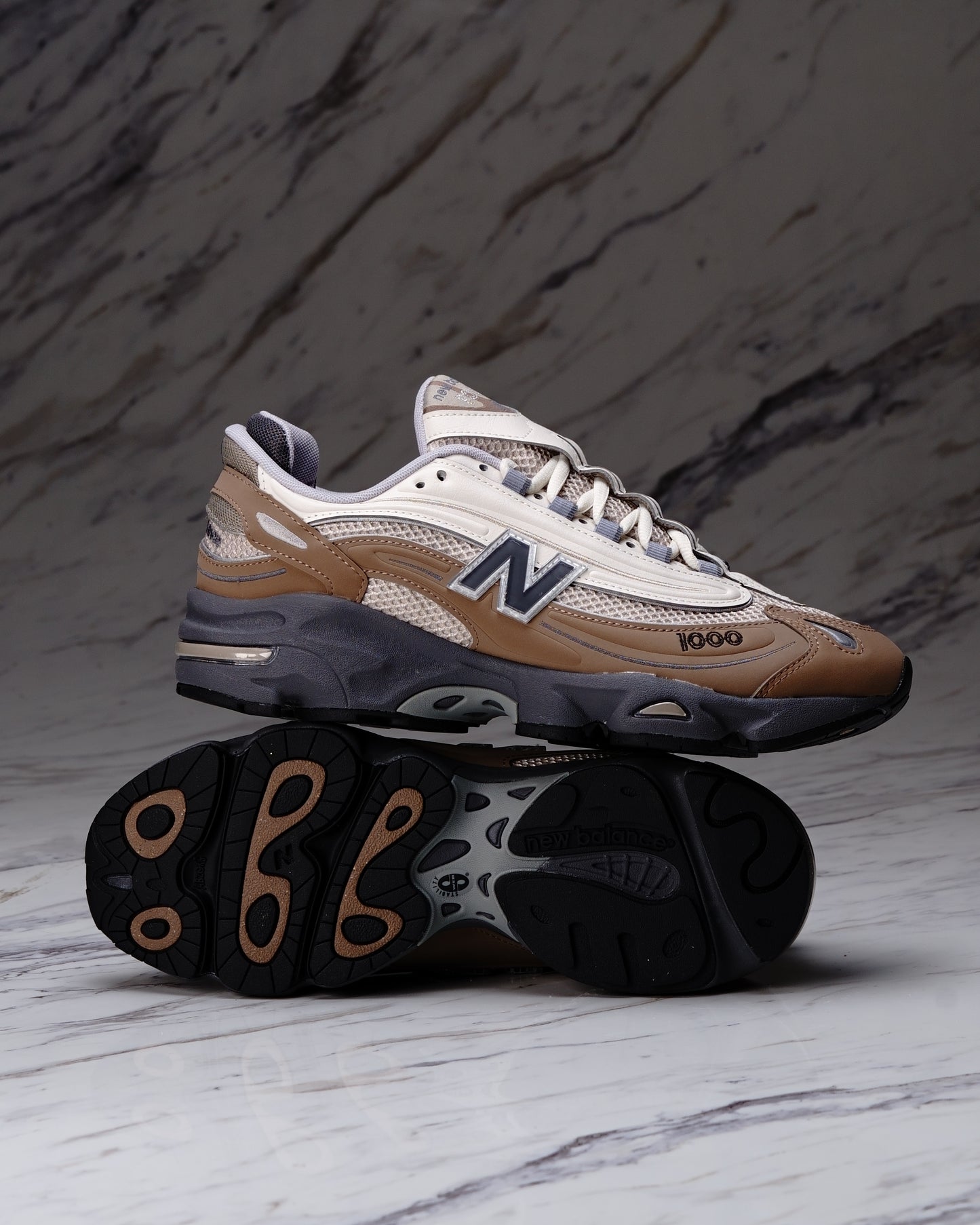 NEW BALANCE M1000C