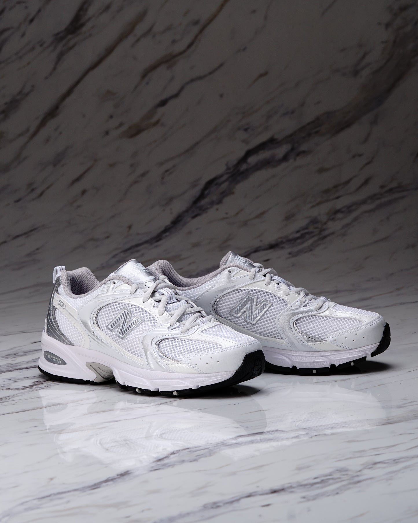 NEW BALANCE MR530EMA