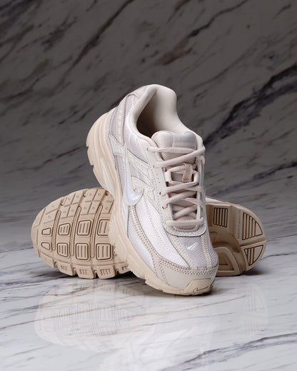 WMNS NIKE INITIATOR LT OREWOOD BRN