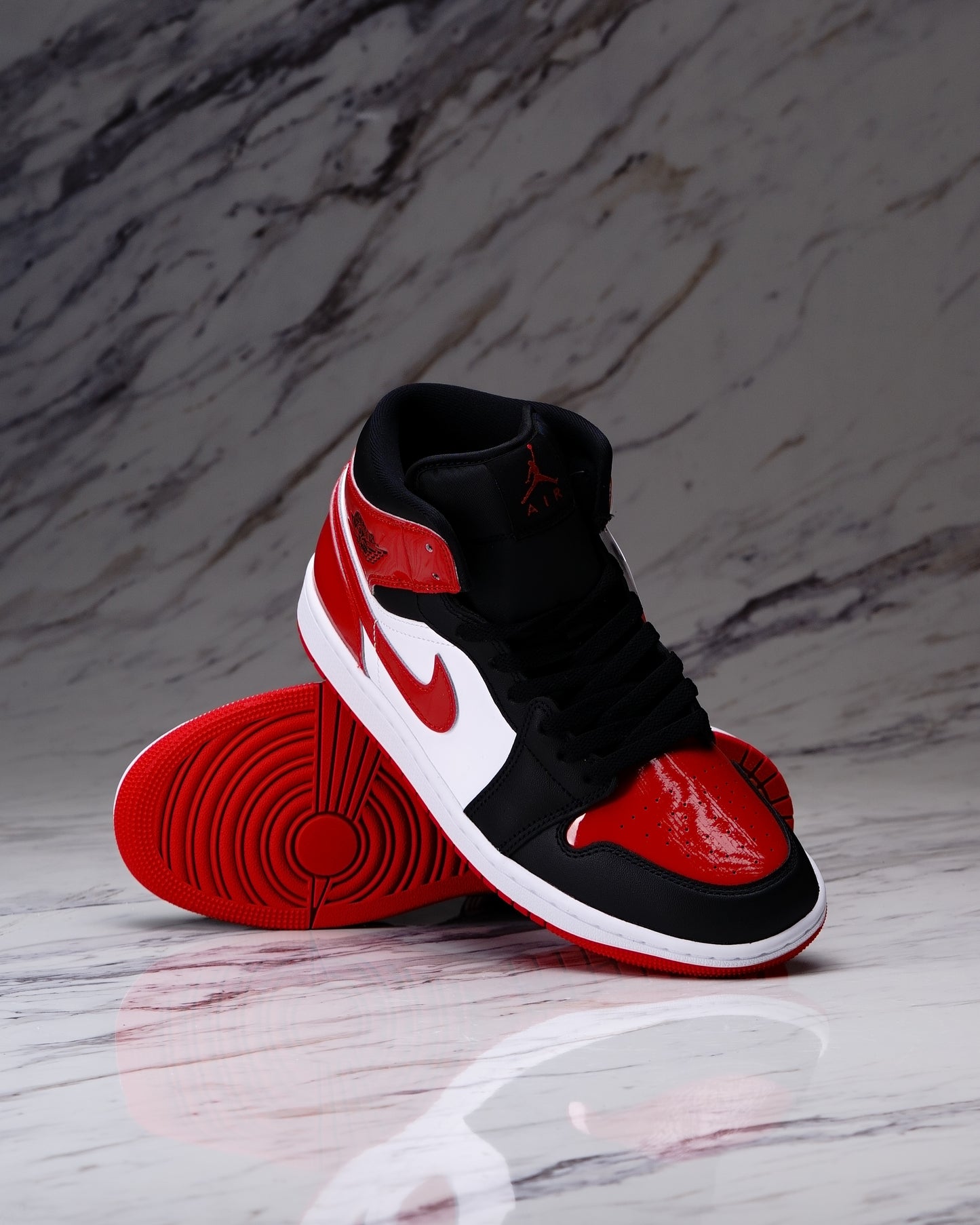 AIR JORDAN 1 MID SE