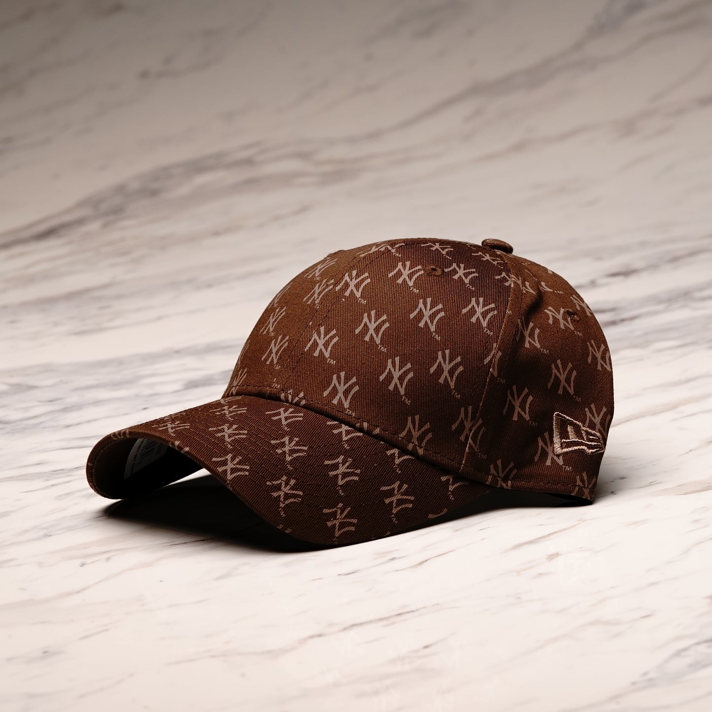 GORRA NEW ERA - NEYYAN WLT MONOGRAM