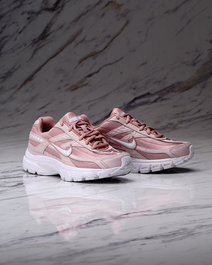 WMNS NIKE INITIATOR PRTCL
