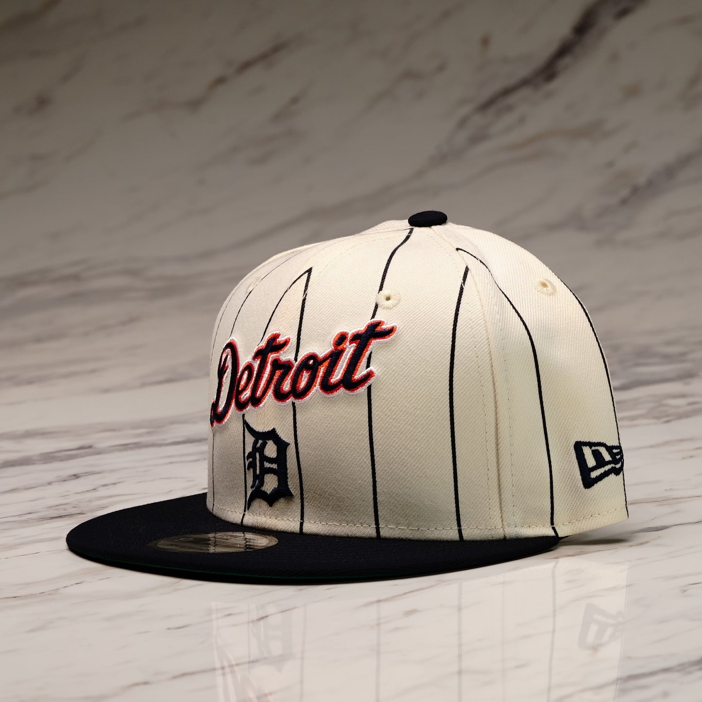 GORRA NEW ERA -   JERSEY PINSTRIPE DETTIGCO