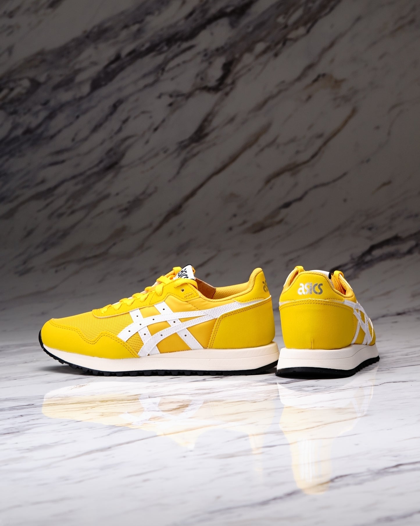 ASICS Women Tiger Runner II