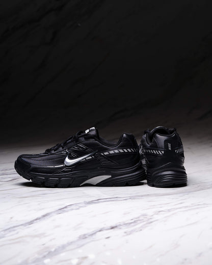 INITIATOR  Black Metallic Silver