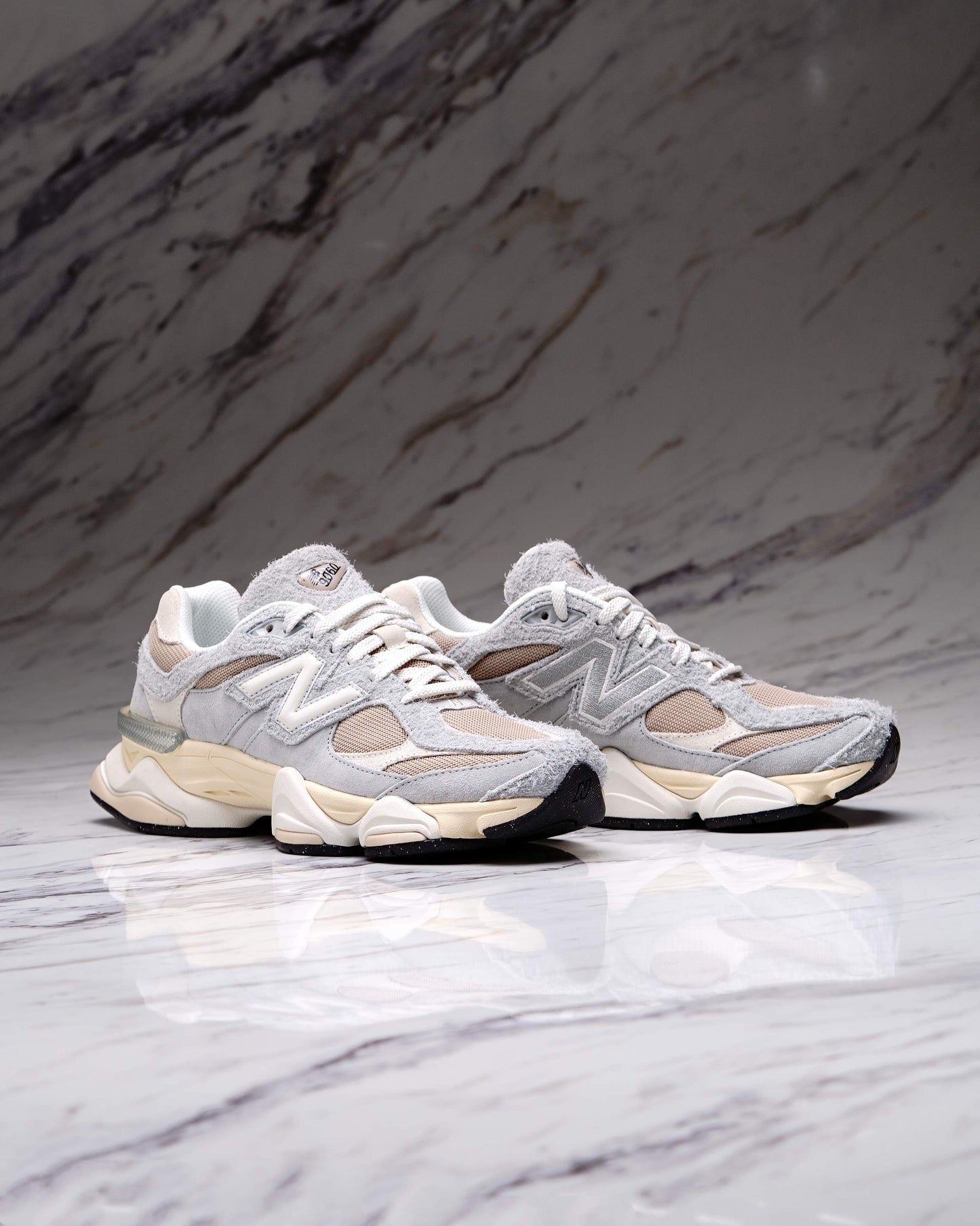 NEW BALANCE U9060440