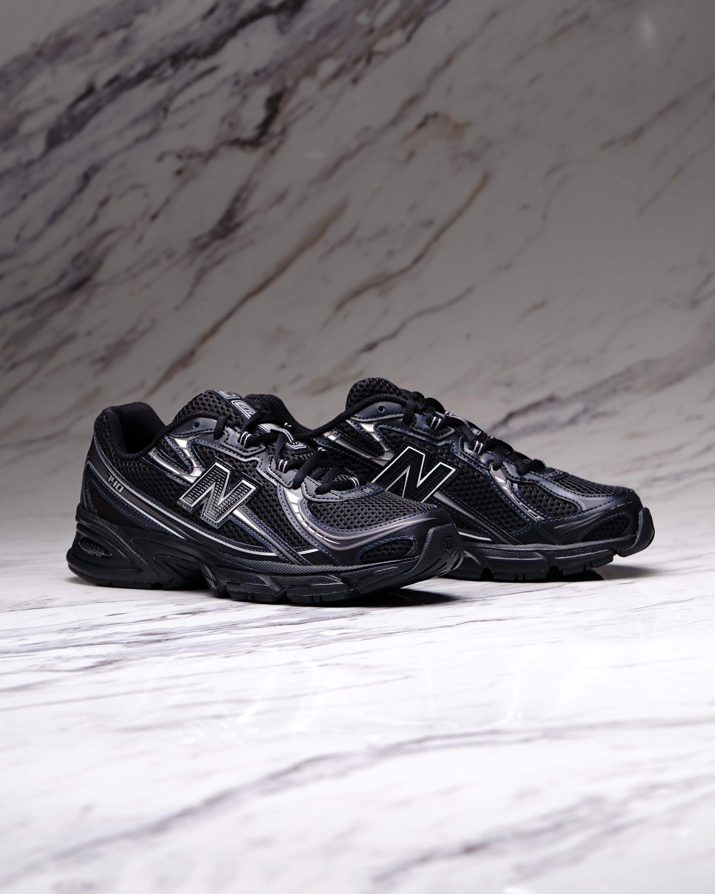 NEW BALANCE U740BM2