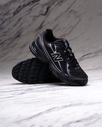 NEW BALANCE U740BM2