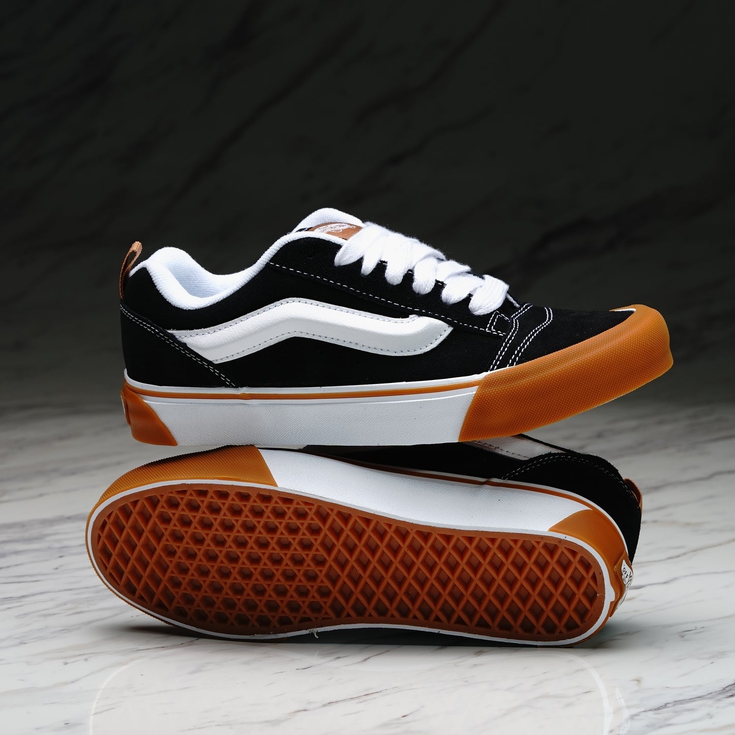 VANS Knu SkooL