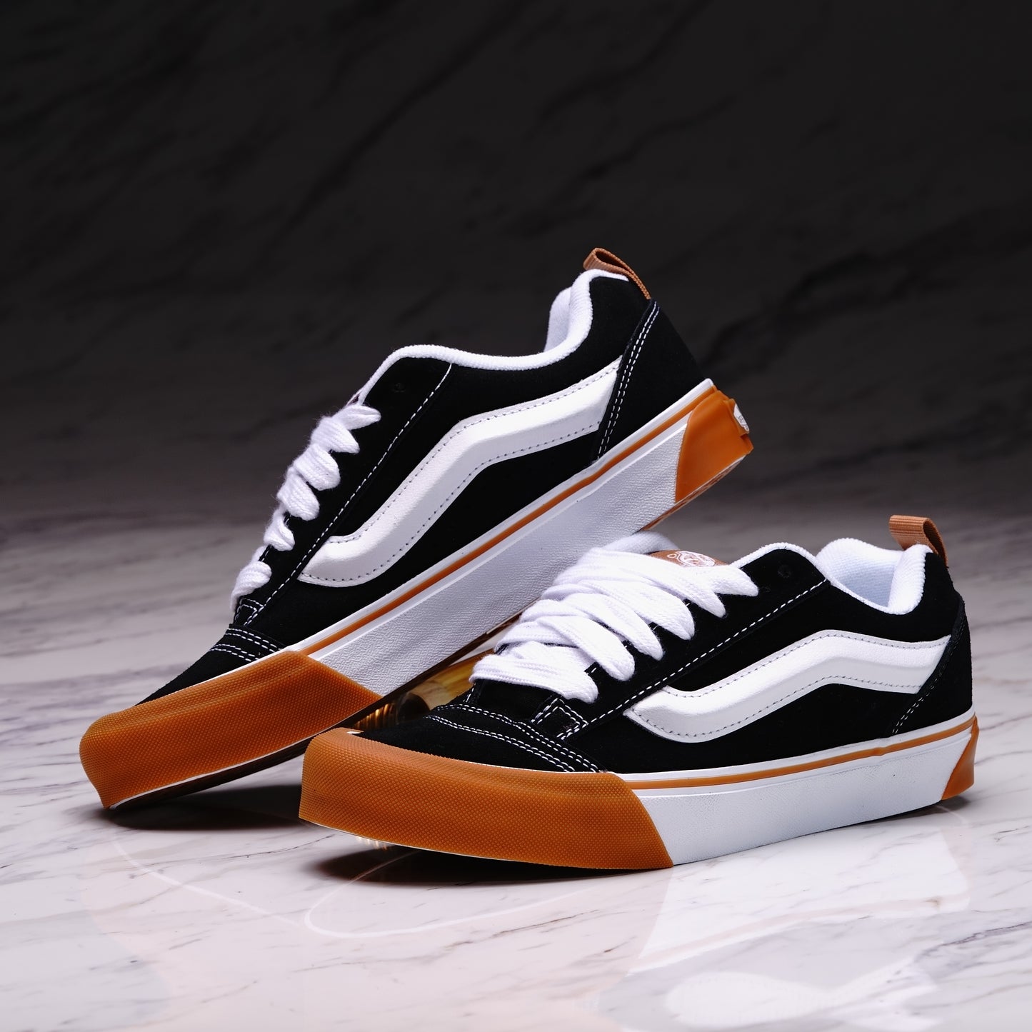 VANS Knu SkooL