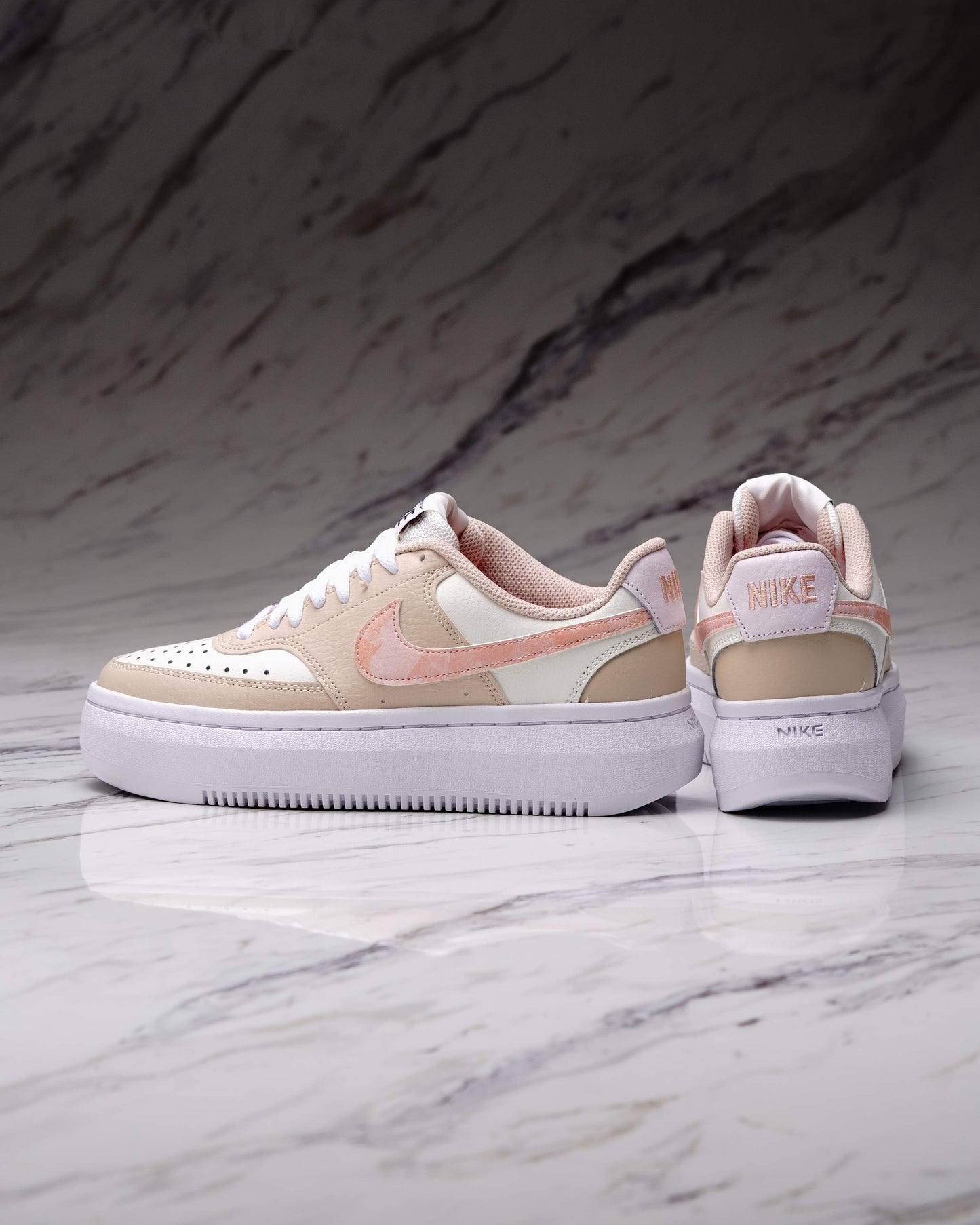 WMNS COURT VISION ALTA