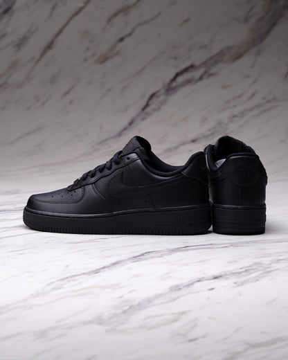 NIKE AIR FORCE 1 07 LE BLACK