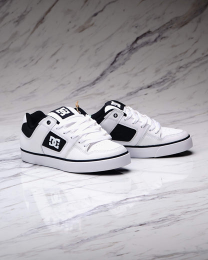PURE WHT/BLCK