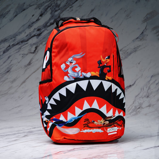 MOCHILA LOONEY TUNES SHARK RUN